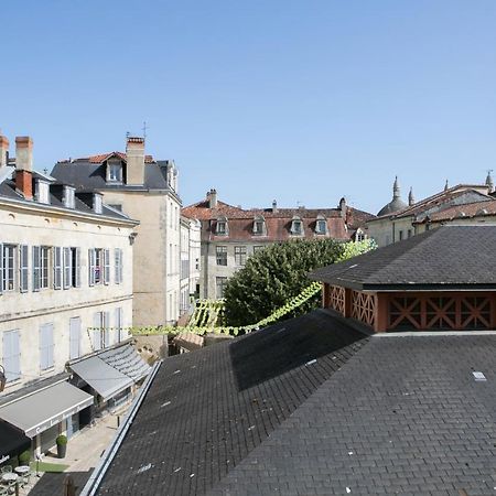 Apartamento Logis Des Halles Du Coderc Périgueux Exterior foto
