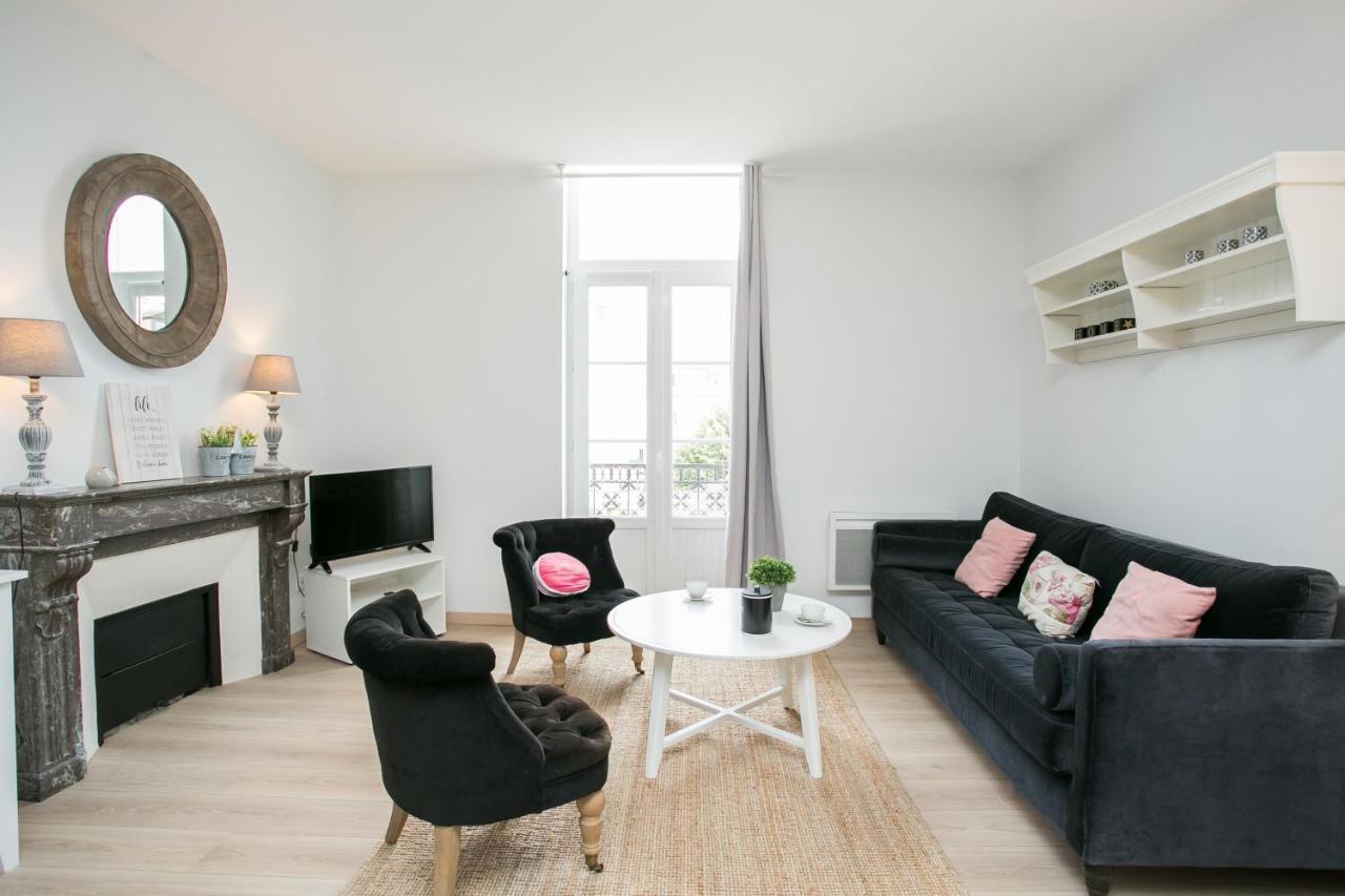 Apartamento Logis Des Halles Du Coderc Périgueux Habitación foto